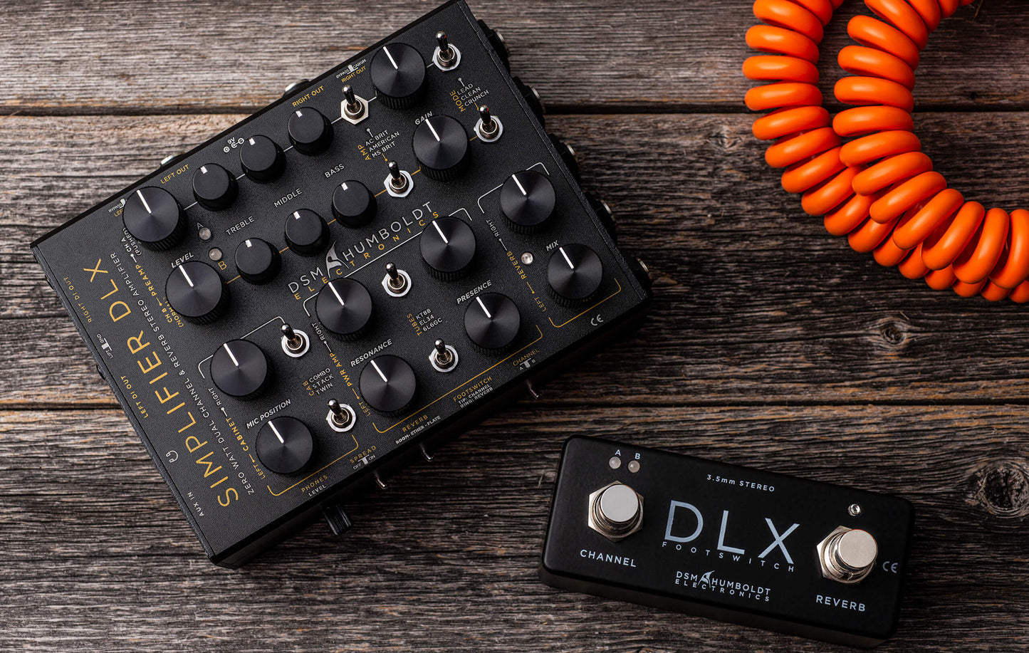DSM & Humboldt Electronics Simplifier Deluxe Zero Watt Stereo Guitar Preamp CabSim DI