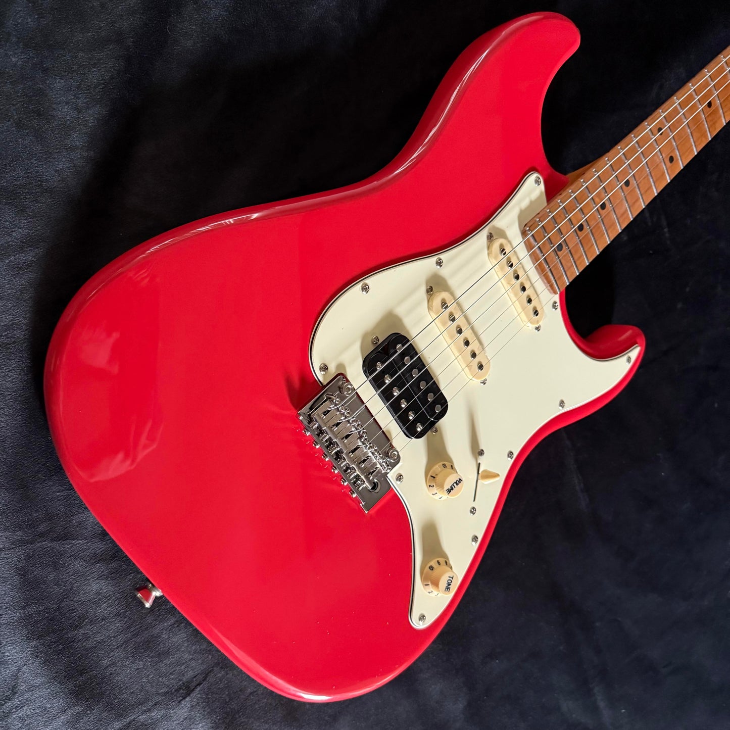 Electric Guitar Jet Guitars JS400 CRD Coral Red Free Setup