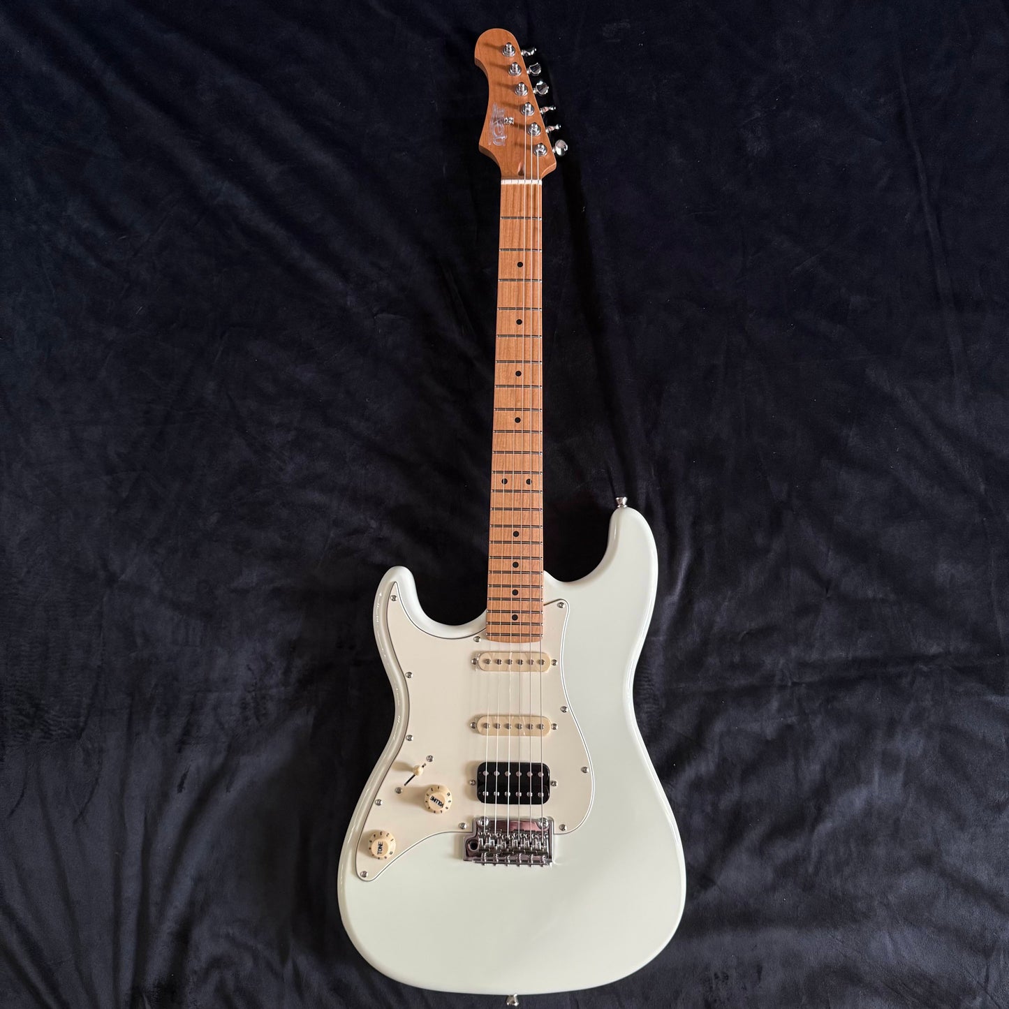 Electric Guitar Jet Guitars JS400 OW LH White Left Handed Free Setup
