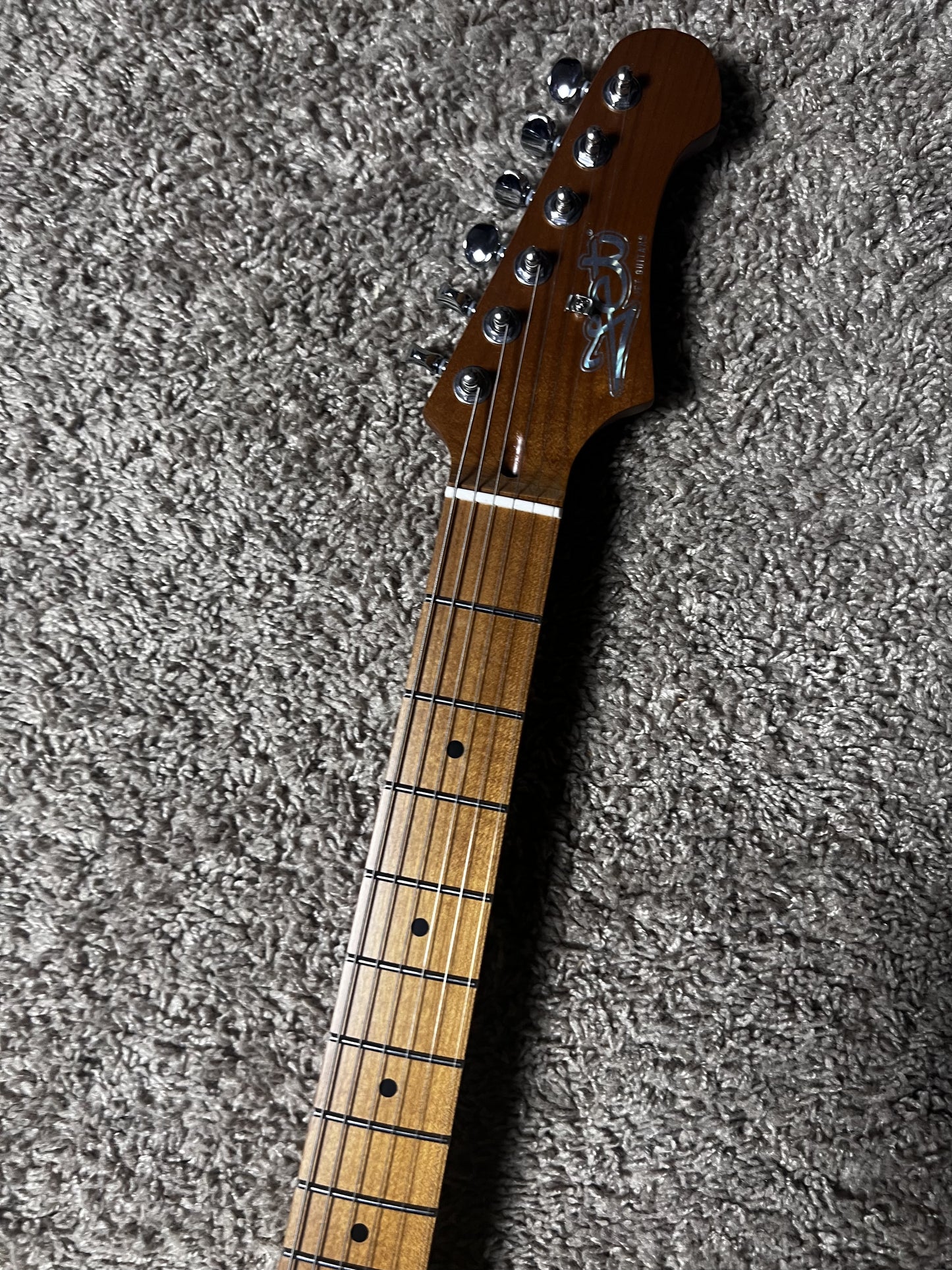 Electric Guitar Jet Guitars JS400 VYW Vintage Yellow Free Setup