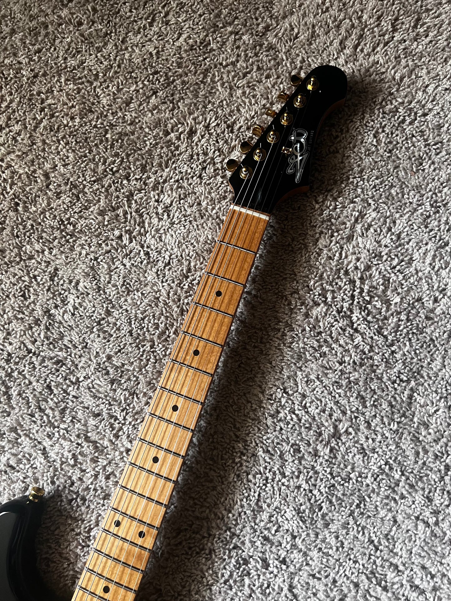 Electric Guitar Jet Guitars JS400 BKG Black Free Setup