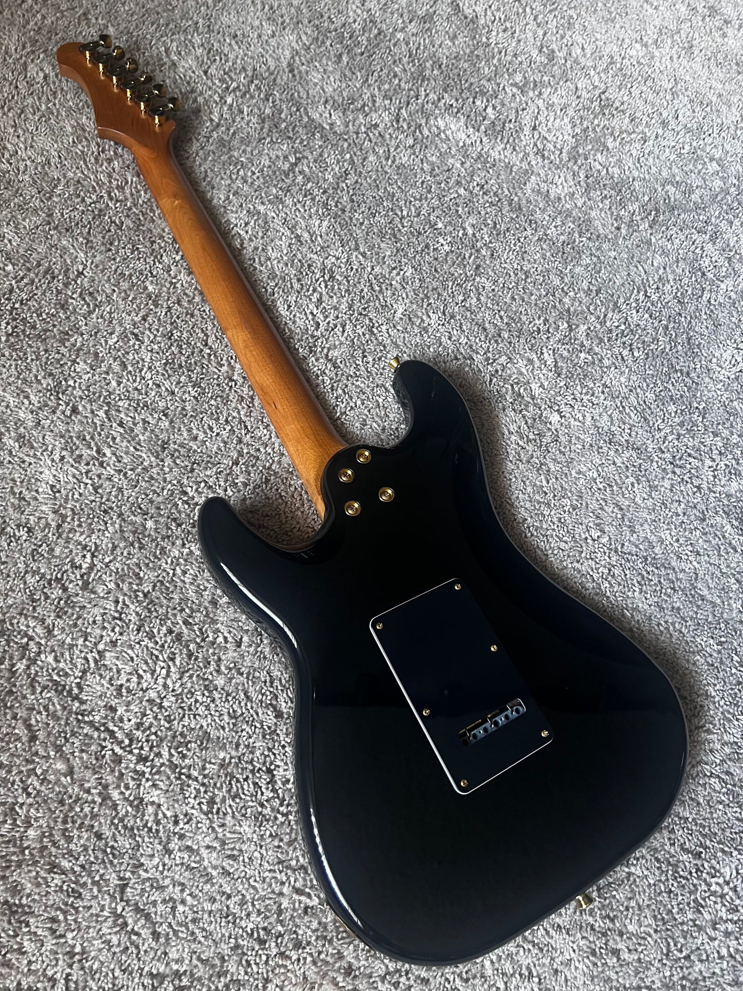 Electric Guitar Jet Guitars JS400 BKG Black Free Setup