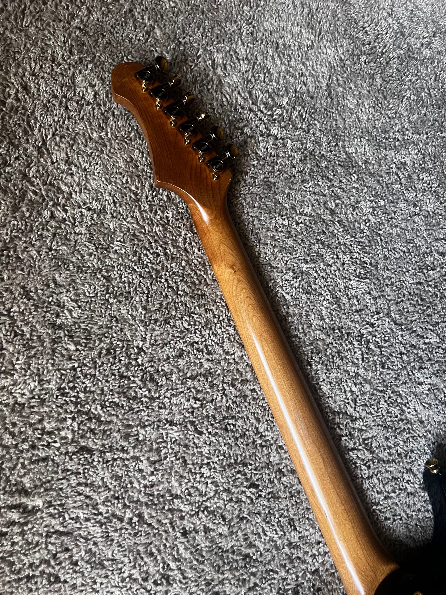 Electric Guitar Jet Guitars JS400 BKG Black Free Setup