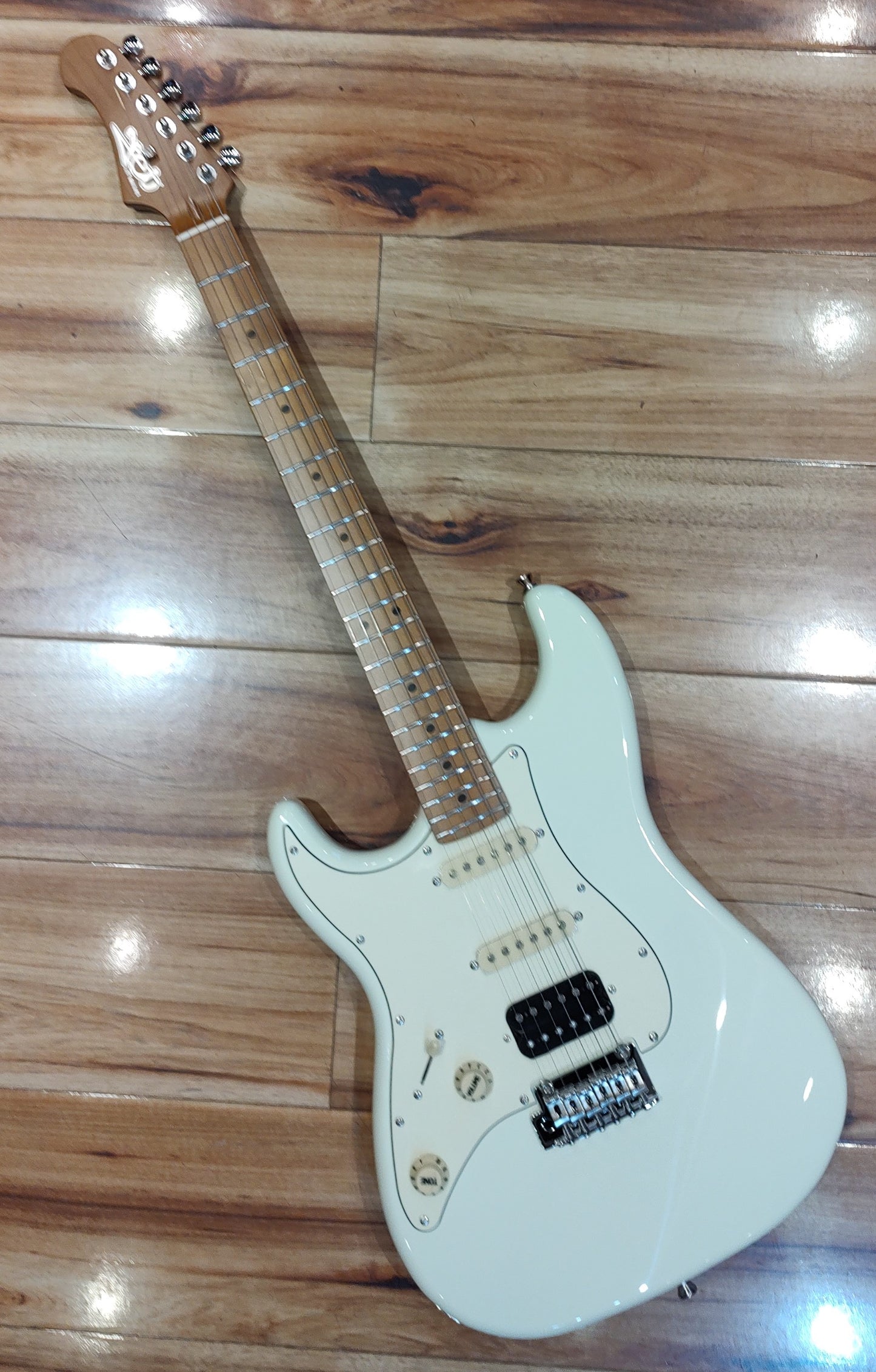 Electric Guitar Jet Guitars JS400 WH LH White Left Handed Free Setup