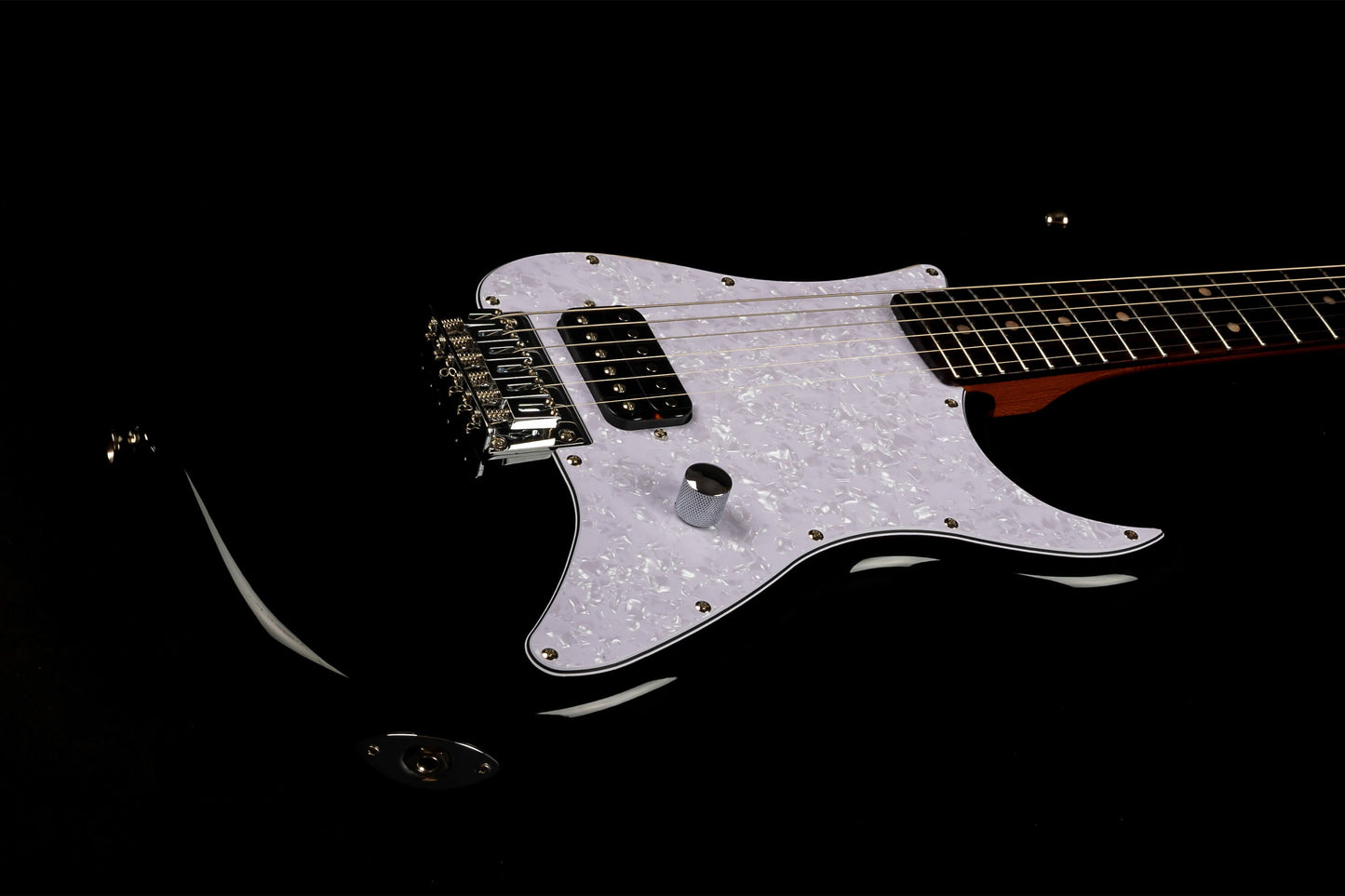 Electric Guitar Jet Guitars JS400 HT BK Free Setup