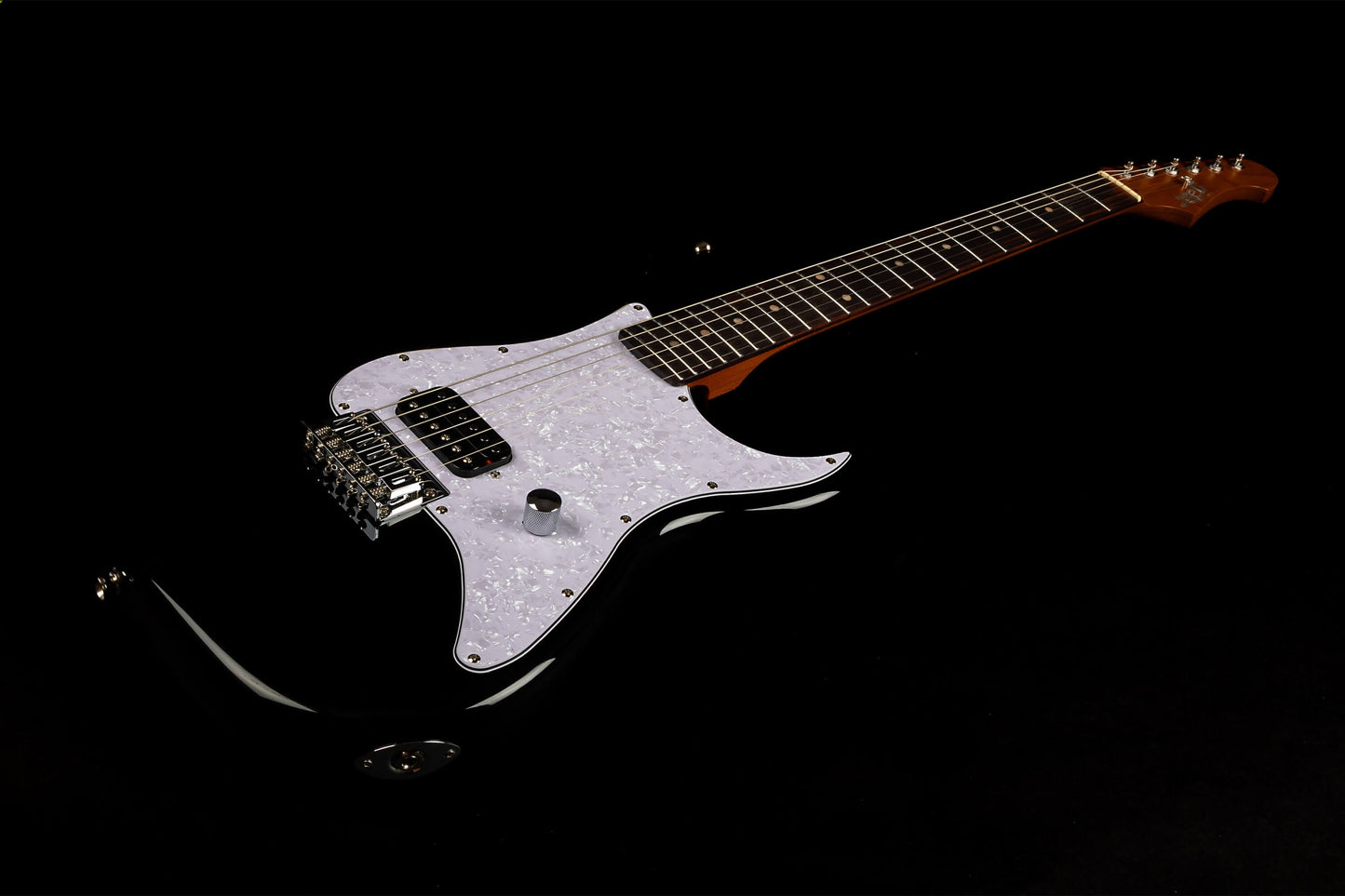 Electric Guitar Jet Guitars JS400 HT BK Free Setup