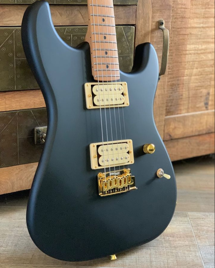 Electric Guitar Jet Guitars JS700 MBK Matte Black Free Setup