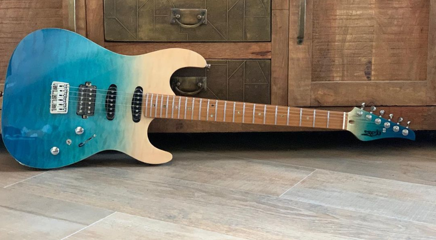 Electric Guitar Jet Guitars JS1000 QTBL Quilted Transparent Blue Free Setup