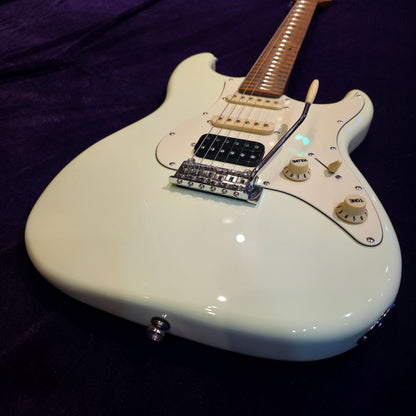 Electric Guitar Jet Guitars JS400 OW White Free Setup