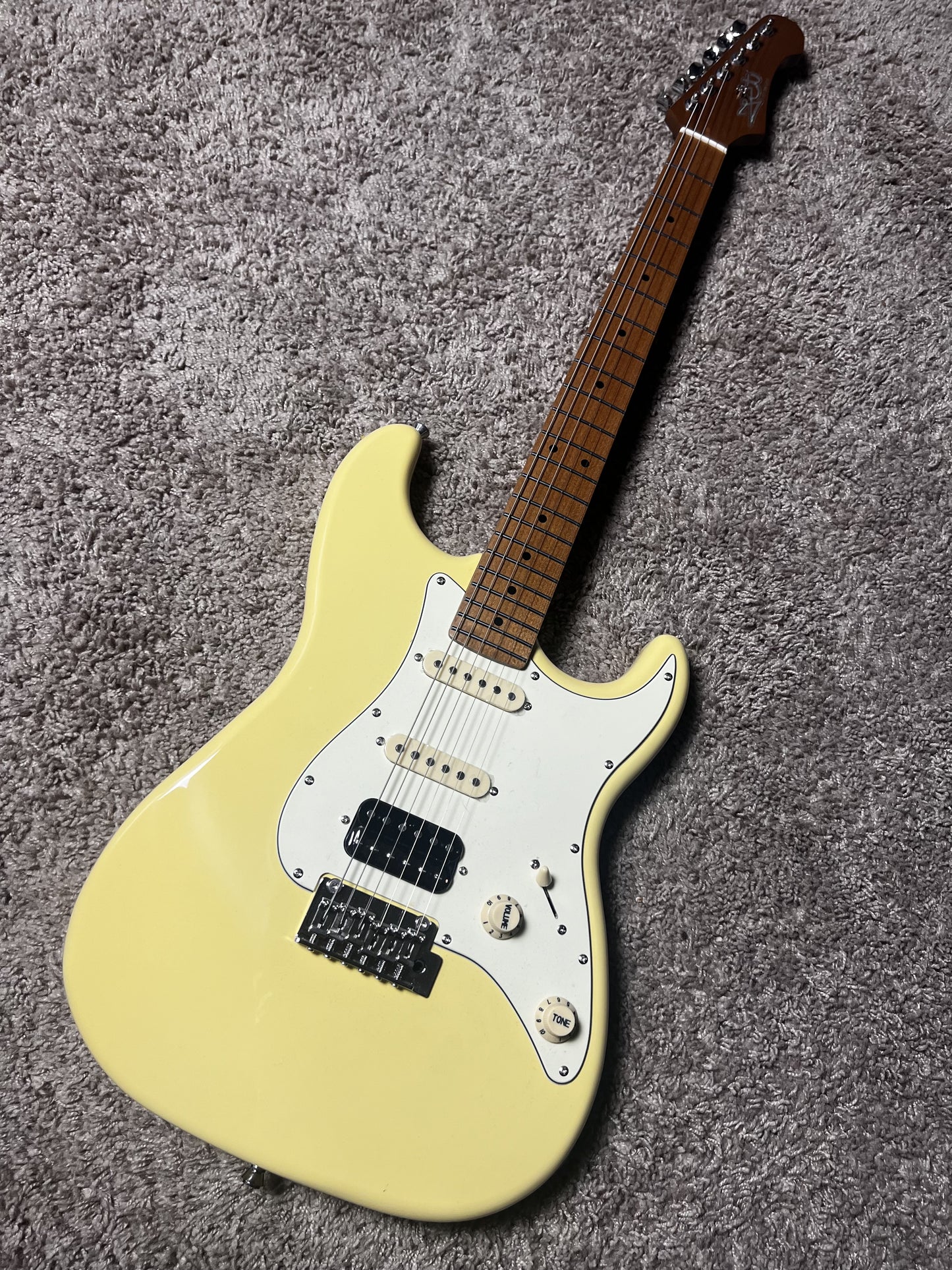 Electric Guitar Jet Guitars JS400 VYW Vintage Yellow Free Setup