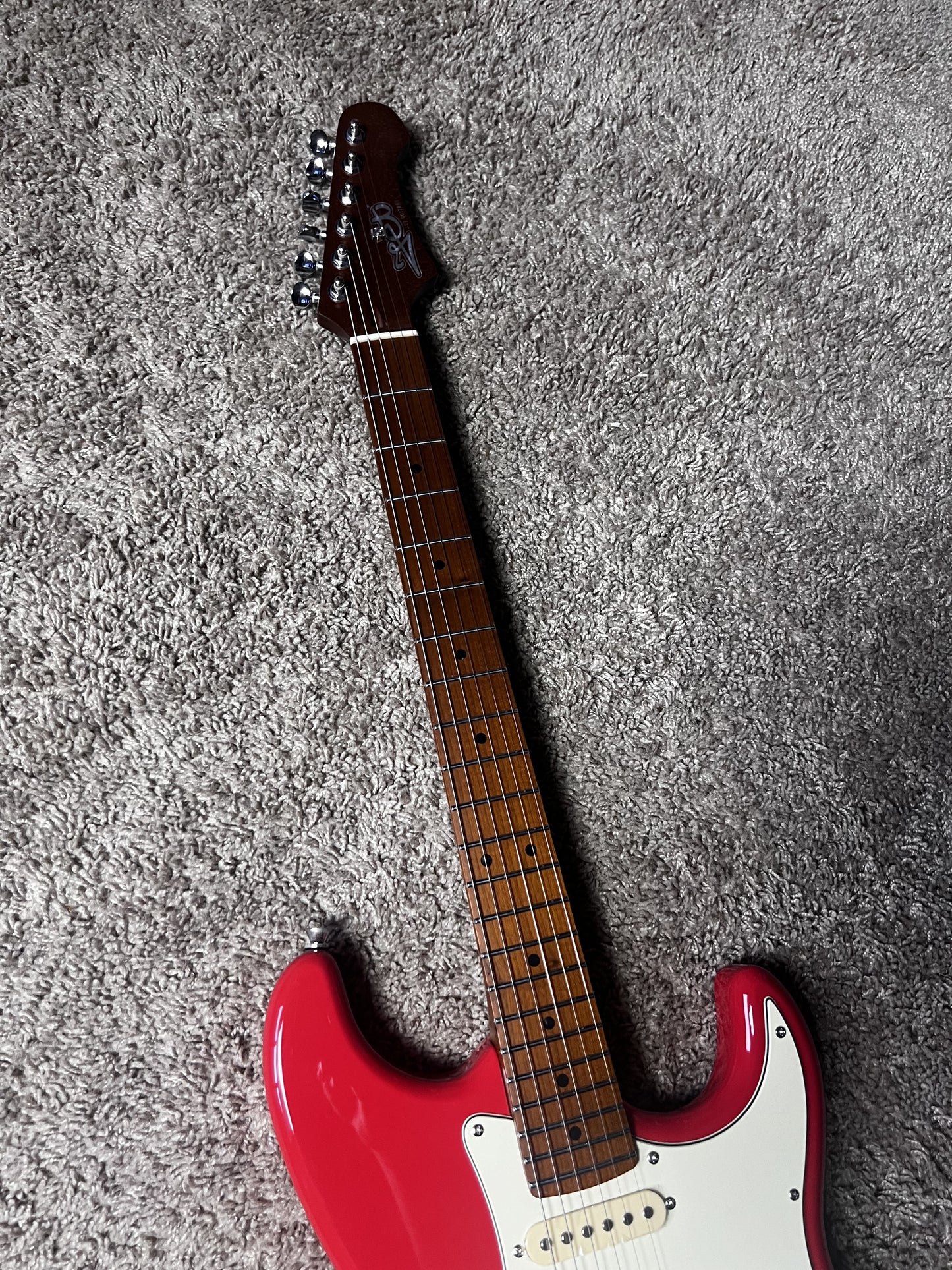 Electric Guitar Jet Guitars JS400 CRD Coral Red Free Setup