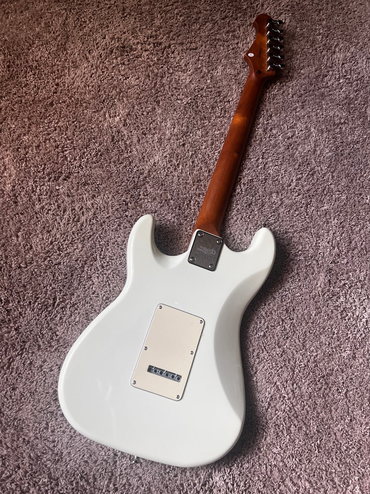 Electric Guitar Jet Guitars JS300 OW White Free Setup